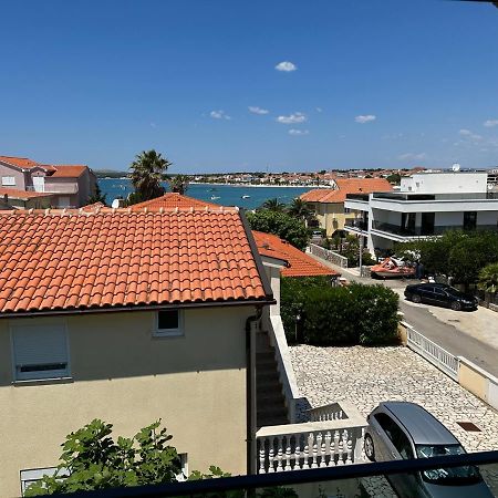 Apartment Vila Lina Vir Zewnętrze zdjęcie