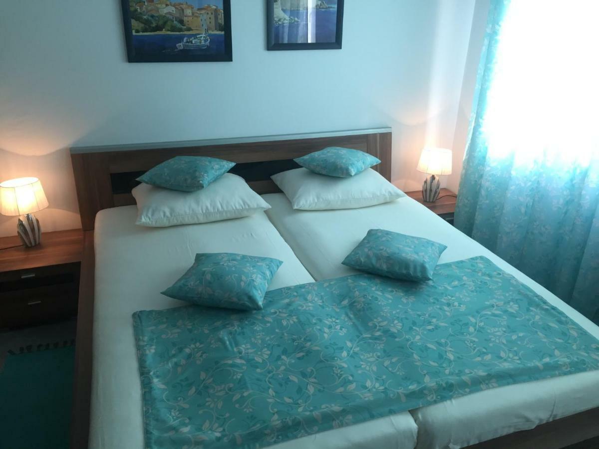 Apartment Vila Lina Vir Zewnętrze zdjęcie